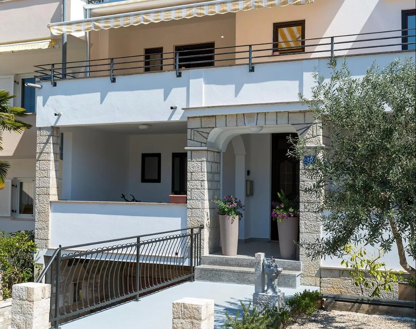Marisan Seaview Apartment Funtana 0*,  Croatia