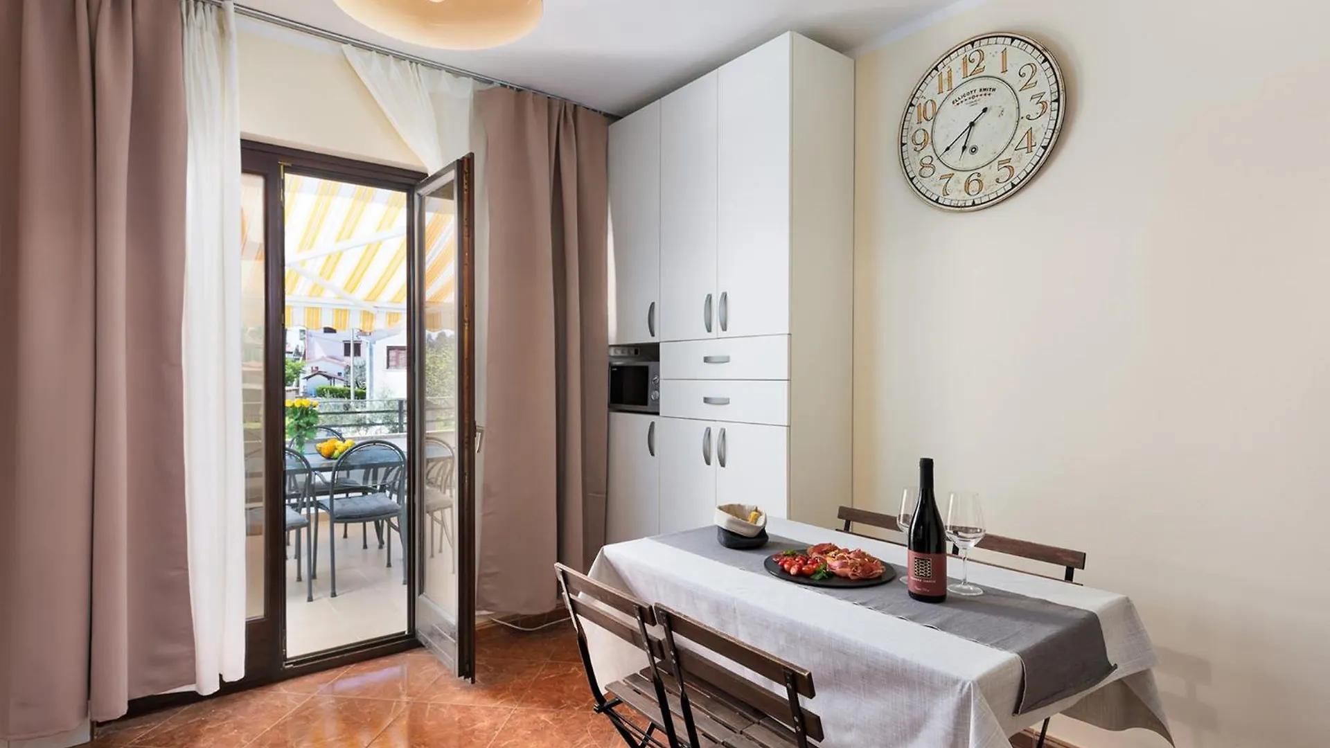 Marisan Seaview Apartment Funtana 0*,  Croatia