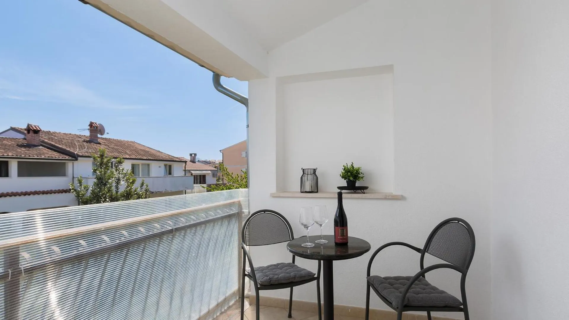 Marisan Seaview Apartment Funtana Croatia