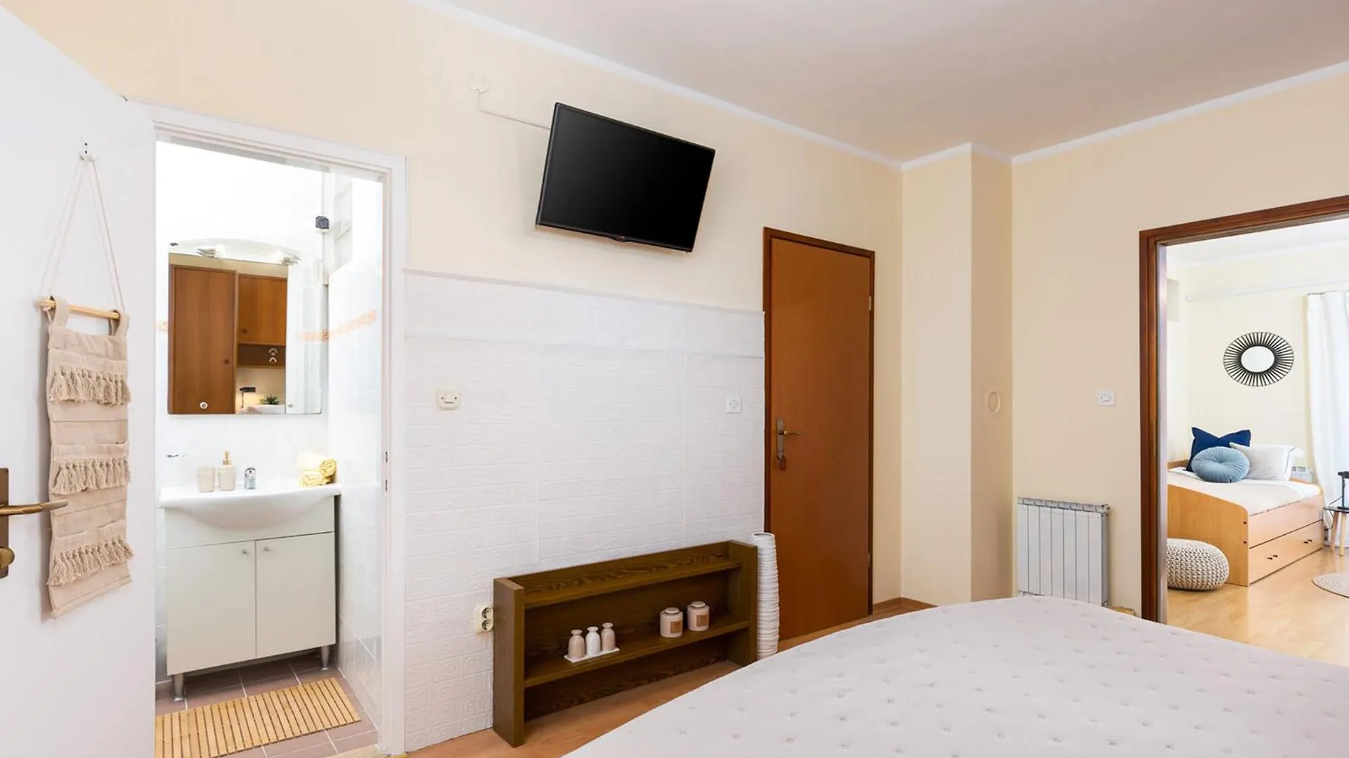Marisan Seaview Apartment Funtana 0*,