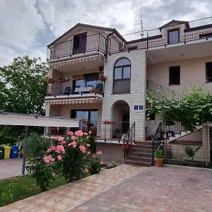  Bed & Breakfast Nadija